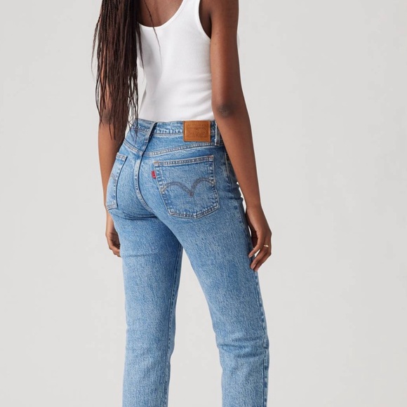 Levi’s - Wedgie Straight - Picture 7 of 10